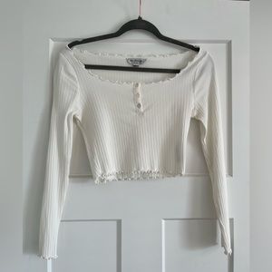 Cropped Long Sleeve Shirt in size M